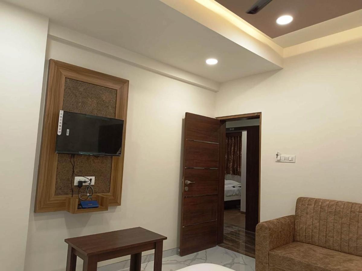 Sai Sagar Lodging & Boarding Ulhasnagar Exterior photo